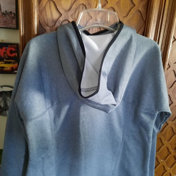 Reebok Tech Fleece Oversized Full Zip Hooded Jacket NWOT! -  Size S - Picture 12 of 16